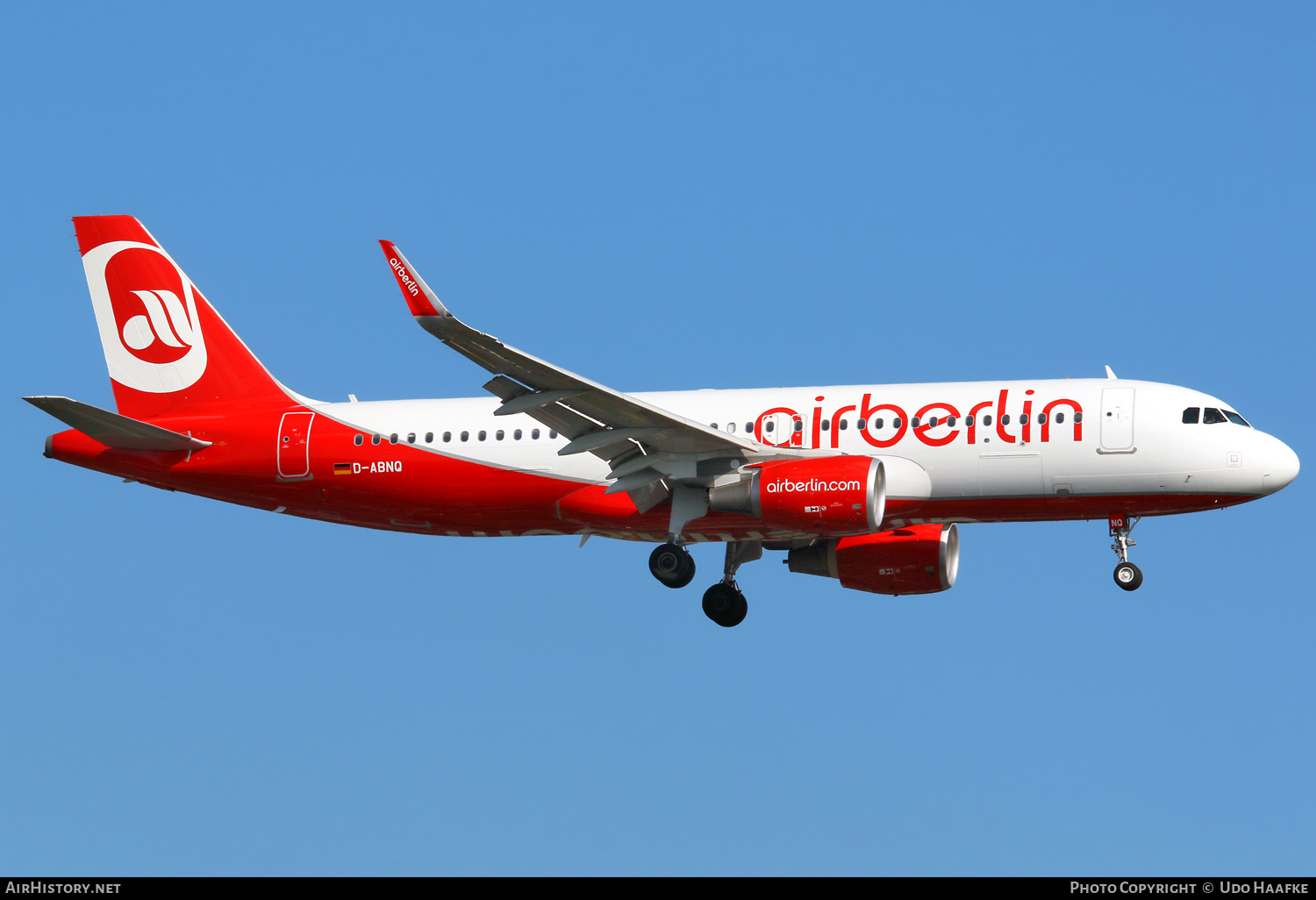 Aircraft Photo of D-ABNQ | Airbus A320-214 | Air Berlin | AirHistory.net #687778