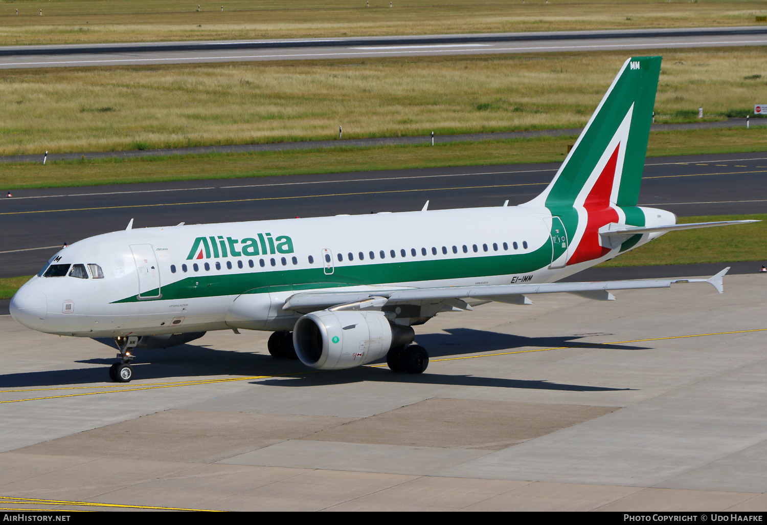 Aircraft Photo of EI-IMM | Airbus A319-111 | Alitalia | AirHistory.net #687965