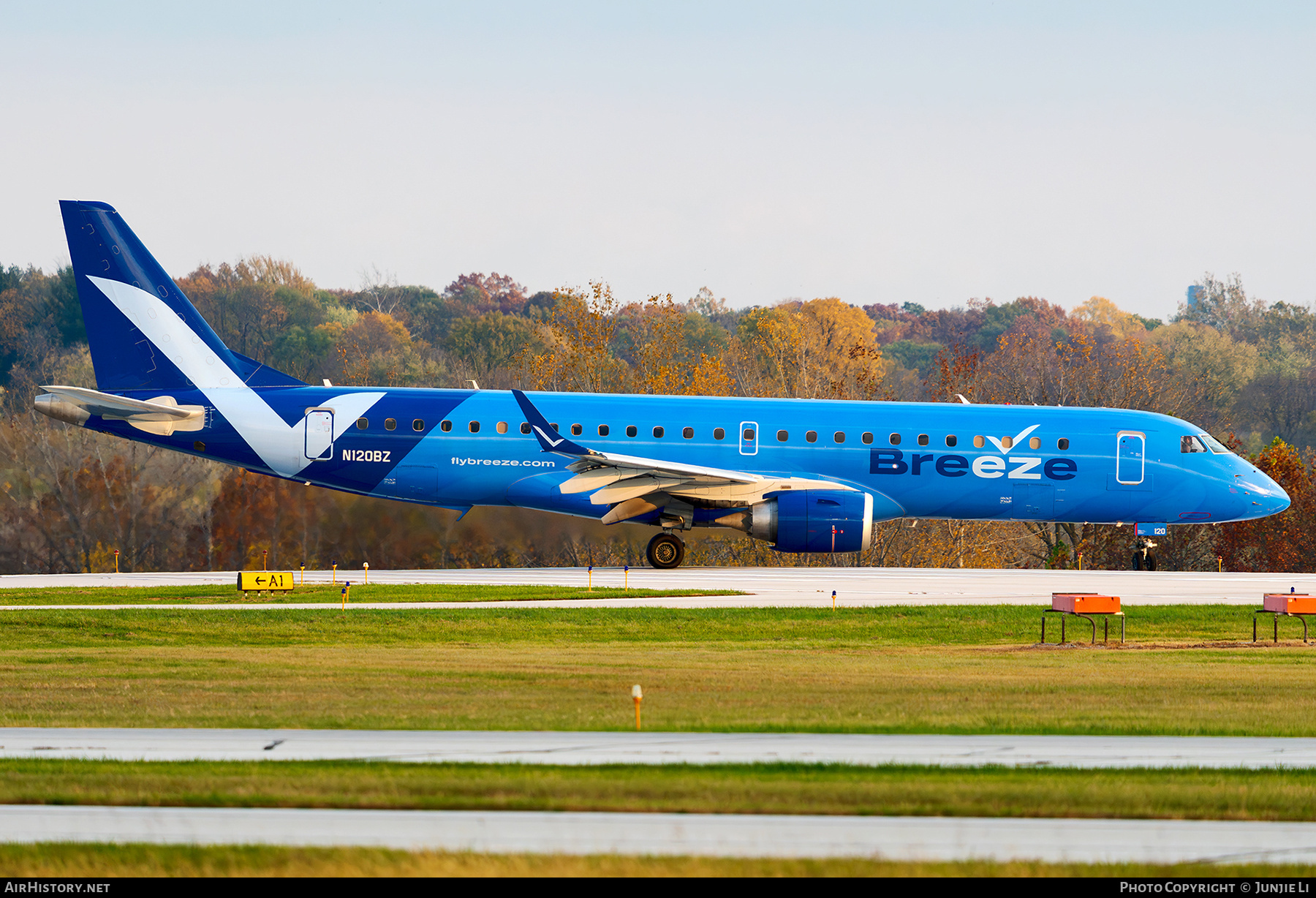 Aircraft Photo of N120BZ | Embraer 190AR (ERJ-190-100IGW) | Breeze Airways | AirHistory.net #688012