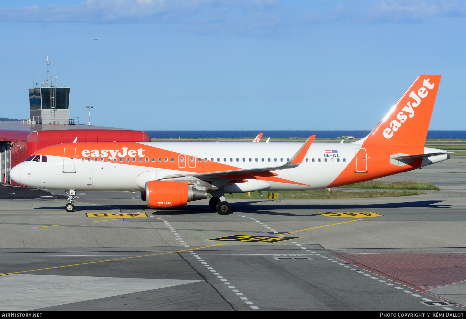 Aircraft Photo of OE-IVL | Airbus A320-214 | EasyJet | AirHistory.net #688014