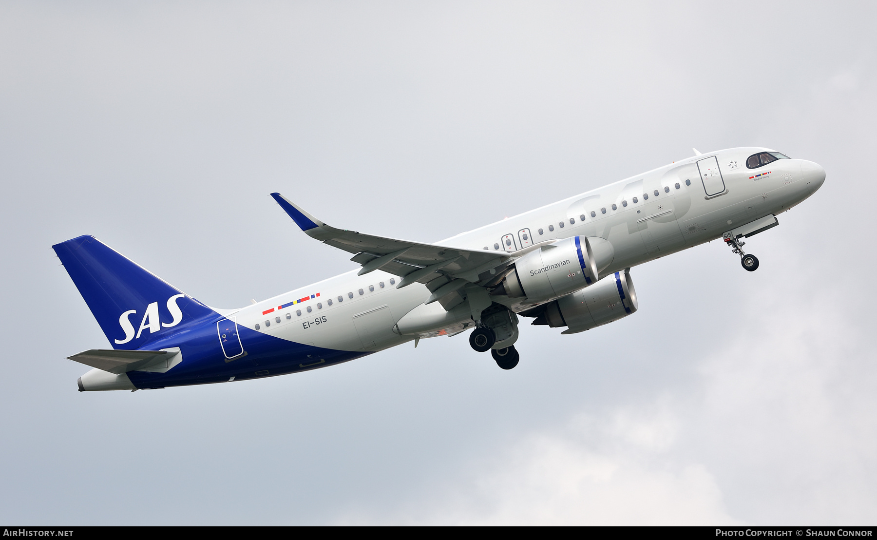 Aircraft Photo of EI-SIS | Airbus A320-251N | Scandinavian Airlines - SAS | AirHistory.net #688051