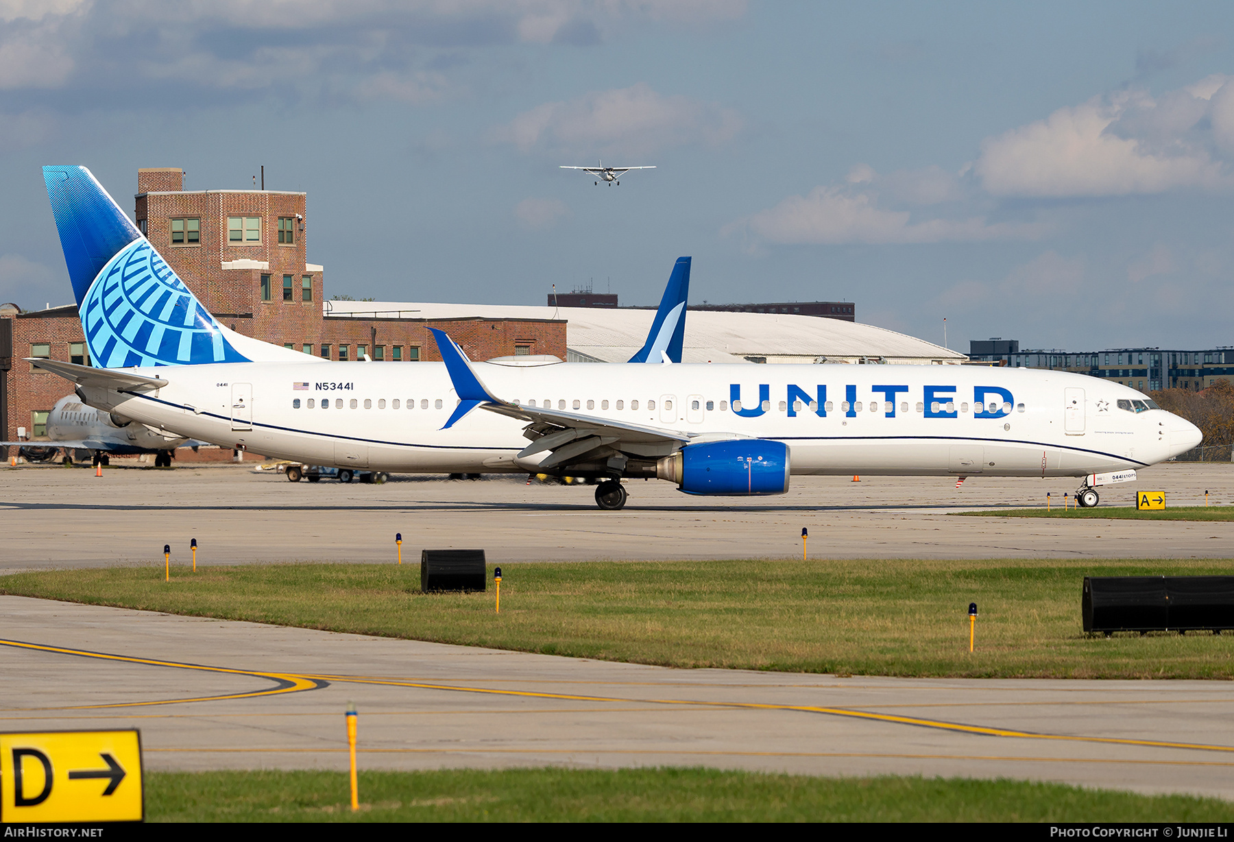 Aircraft Photo of N53441 | Boeing 737-924/ER | United Airlines | AirHistory.net #688053