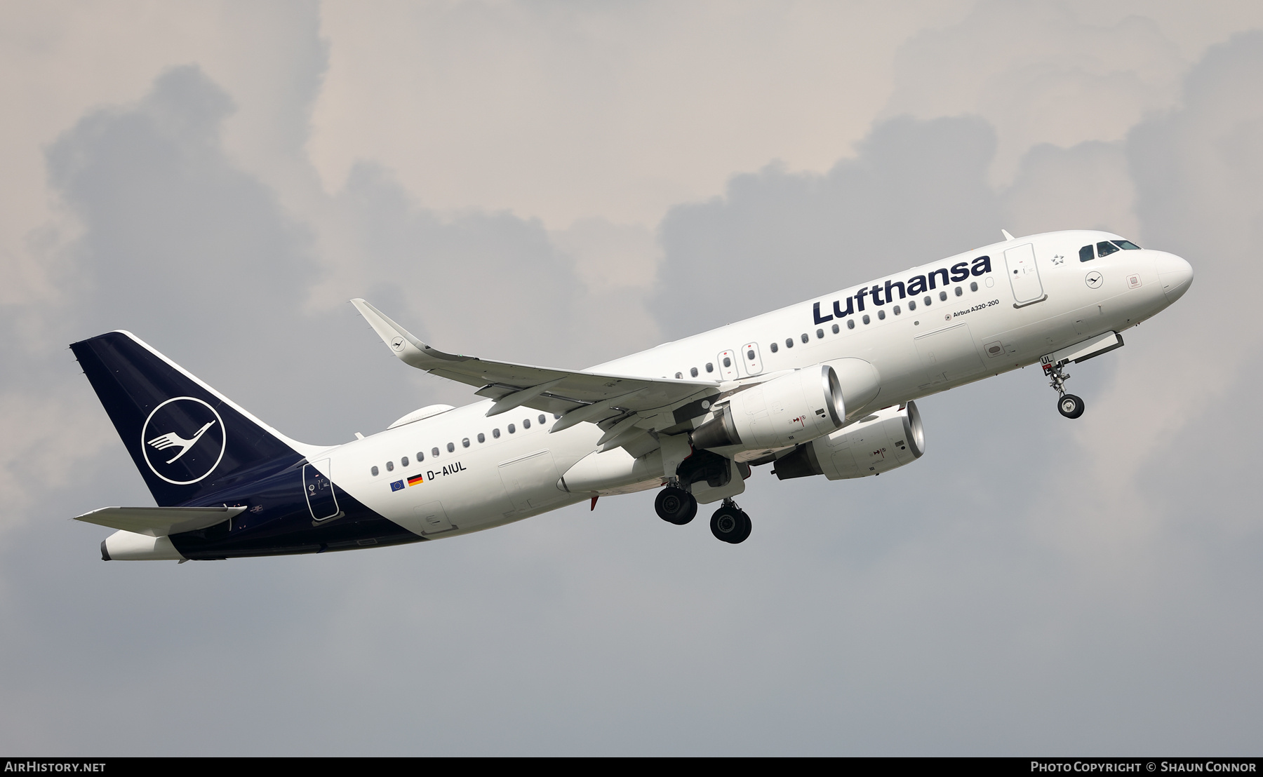 Aircraft Photo of D-AIUL | Airbus A320-214 | Lufthansa | AirHistory.net #688068