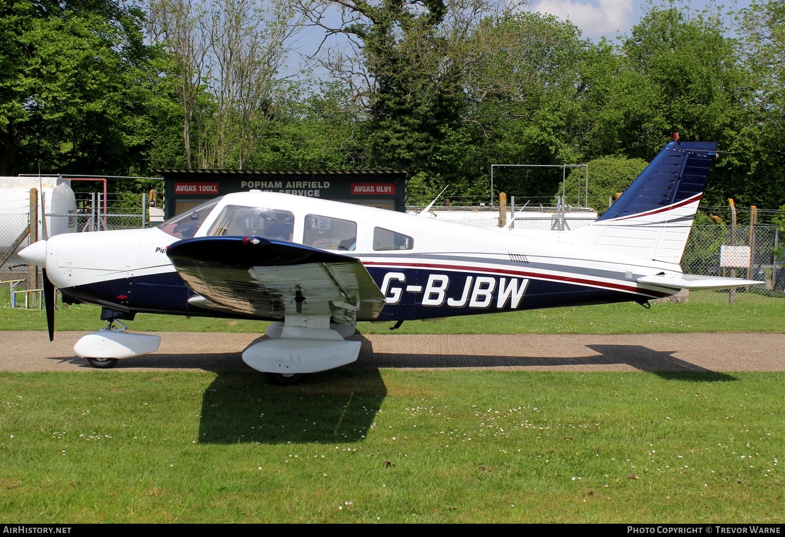 Aircraft Photo of G-BJBW | Piper PA-28-161 Warrior II | AirHistory.net #688088