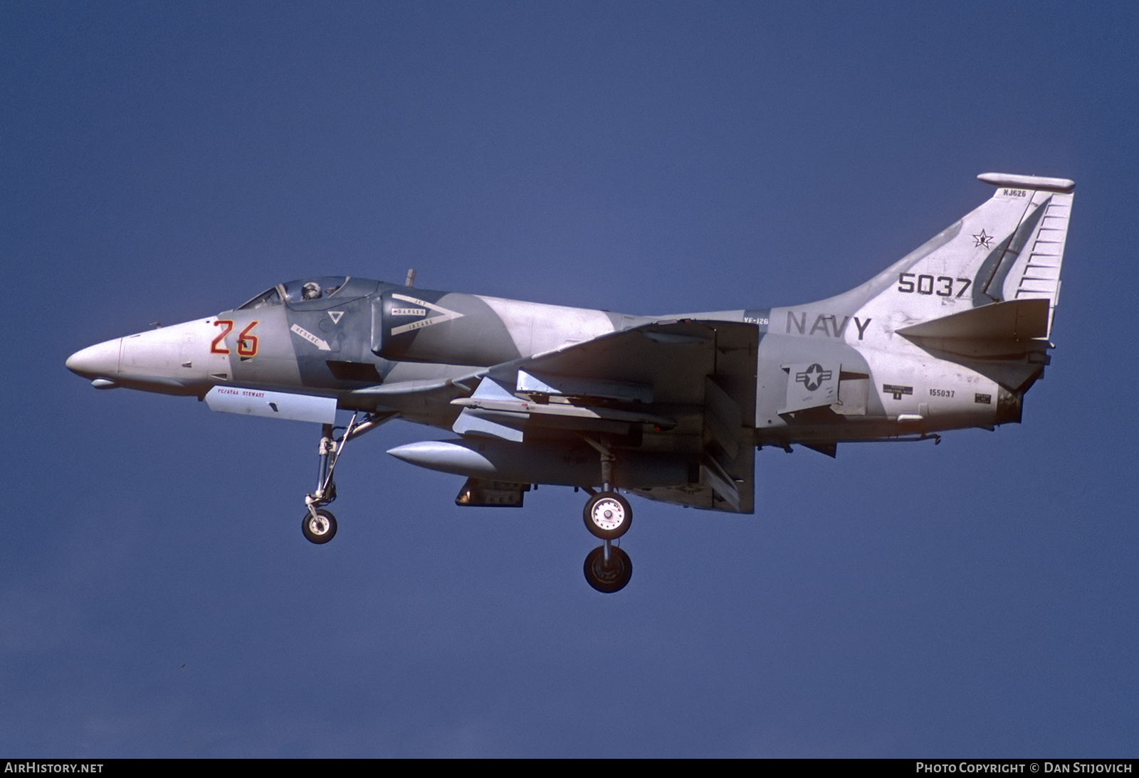 Aircraft Photo of 155037 / 5037 | McDonnell Douglas A-4F Skyhawk | USA - Navy | AirHistory.net #688139