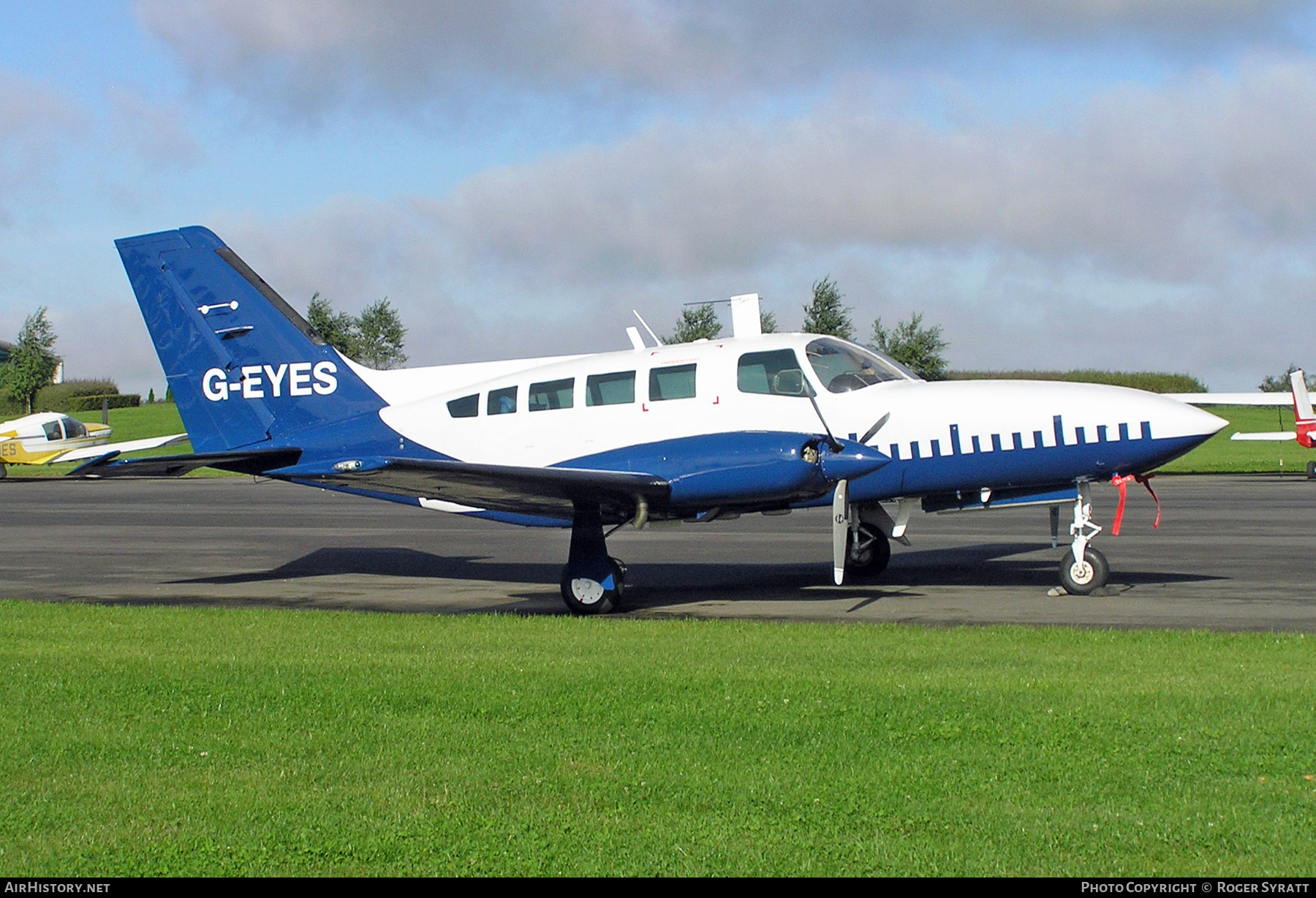 Aircraft Photo of G-EYES | Cessna 402C | AirHistory.net #688151