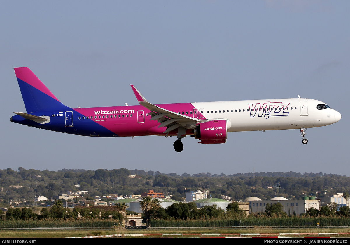 Aircraft Photo of HA-LGH | Airbus A321-271NX | Wizz Air | AirHistory.net #688182