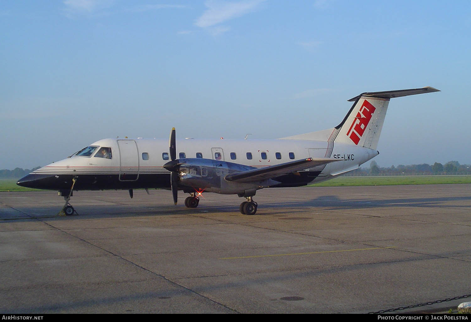 Aircraft Photo of SE-LKC | Embraer EMB-120ER Brasilia | IBA - International Business Air | AirHistory.net #688302