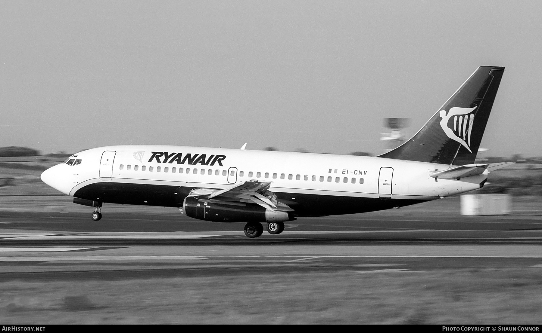 Aircraft Photo of EI-CNV | Boeing 737-230/Adv | Ryanair | AirHistory.net #688407