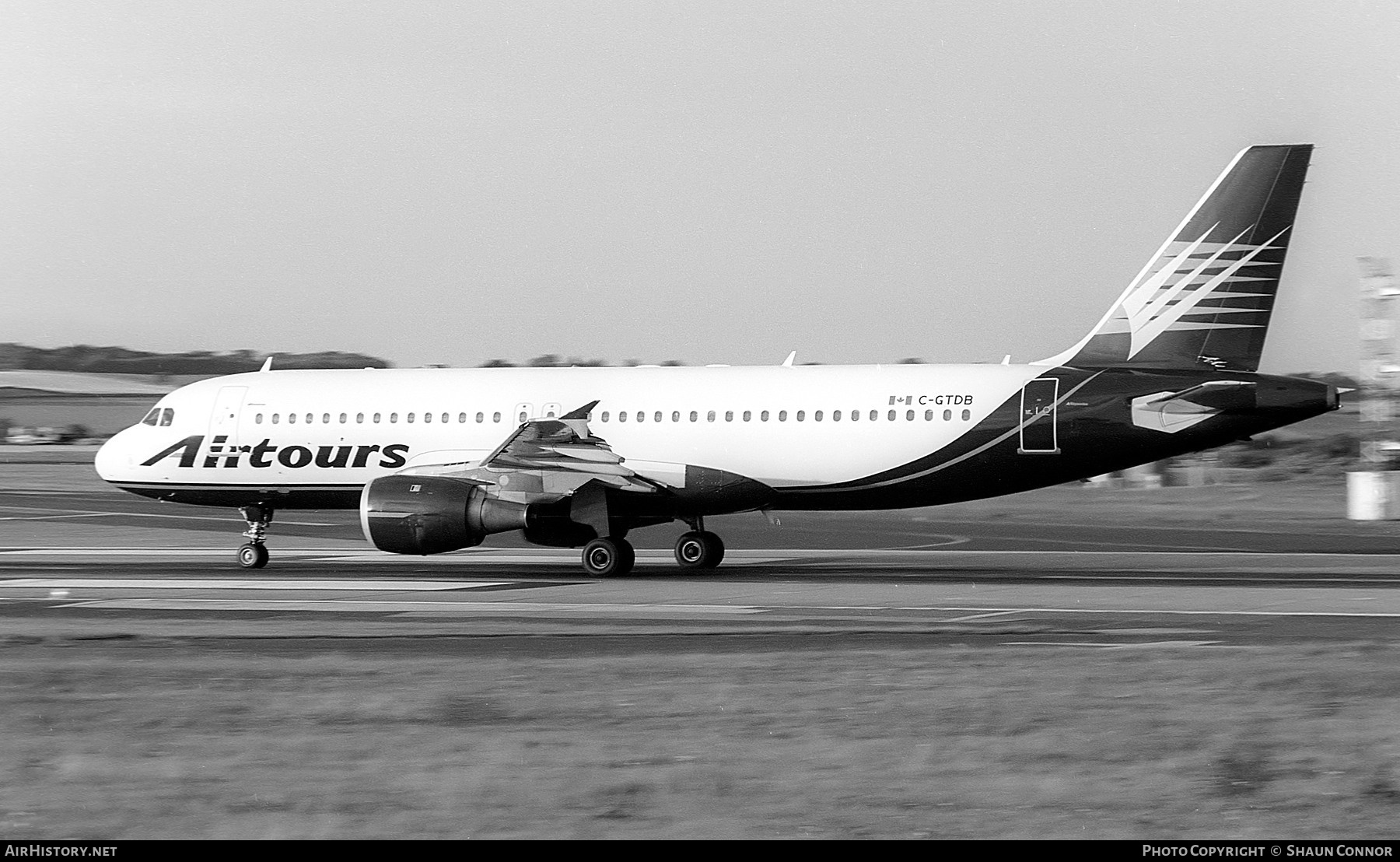 Aircraft Photo of C-GTDB | Airbus A320-212 | Airtours International | AirHistory.net #688408