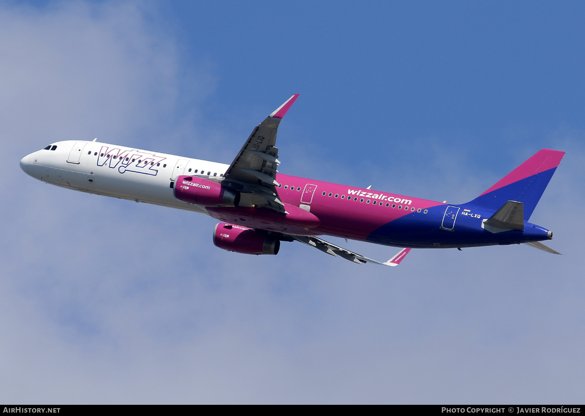 Aircraft Photo of HA-LXQ | Airbus A321-231(SL) | Wizz Air | AirHistory.net #688442