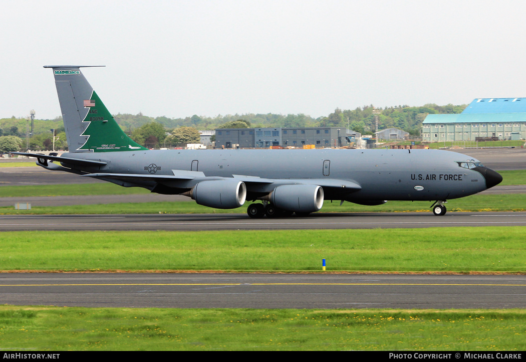 Aircraft Photo of 58-0098 / 80098 | Boeing KC-135A Stratotanker | USA - Air Force | AirHistory.net #688477