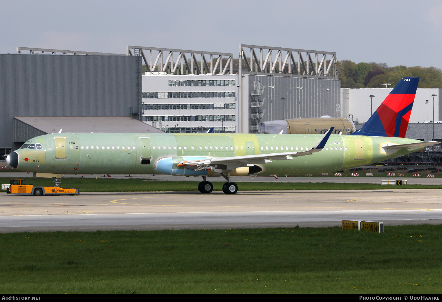 Aircraft Photo of D-AVZX / N353DN | Airbus A321-211 | Delta Air Lines | AirHistory.net #688479