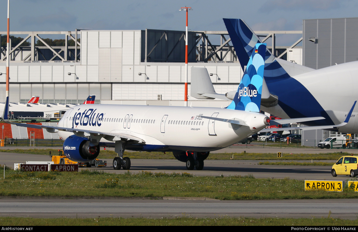 Aircraft Photo of D-AVZU / N2044J | Airbus A321-271NX | JetBlue Airways | AirHistory.net #688543