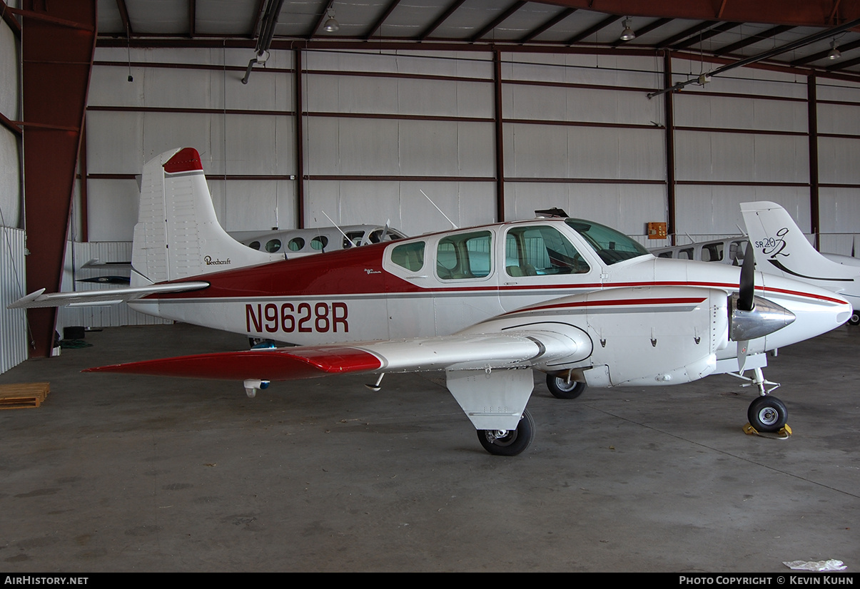 Aircraft Photo of N9628R | Beech B95 Travel Air | AirHistory.net #688564