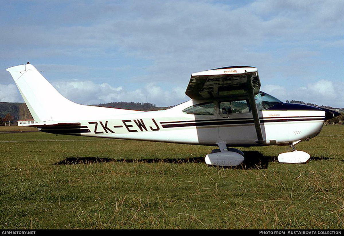 Aircraft Photo of ZK-EWJ | Cessna 182R Skylane | AirHistory.net #688572