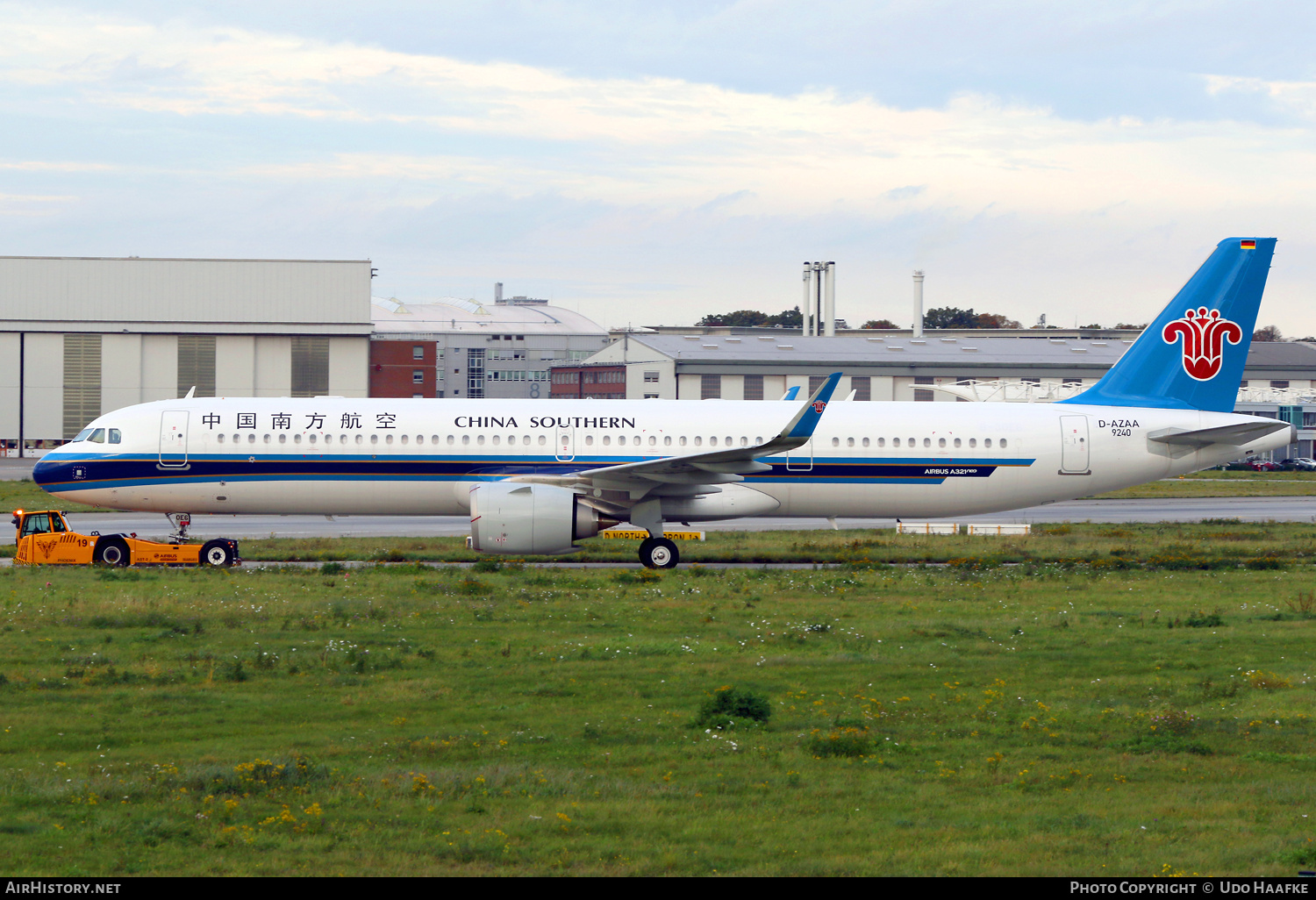 Aircraft Photo of D-AZAA / B-30E6 | Airbus A321-253NX | China Southern Airlines | AirHistory.net #688641