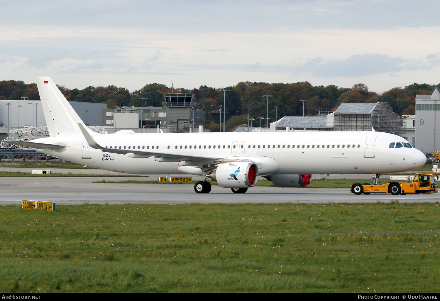 Aircraft Photo of D-AYAK / CS-TSI | Airbus A321-253NX | Azores Airlines | AirHistory.net #688737