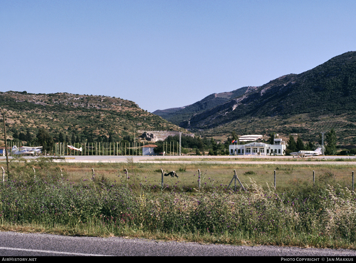 Airport photo of Izmir - Selçuk-Ephesus (LTFB) in Turkey | AirHistory.net #688768
