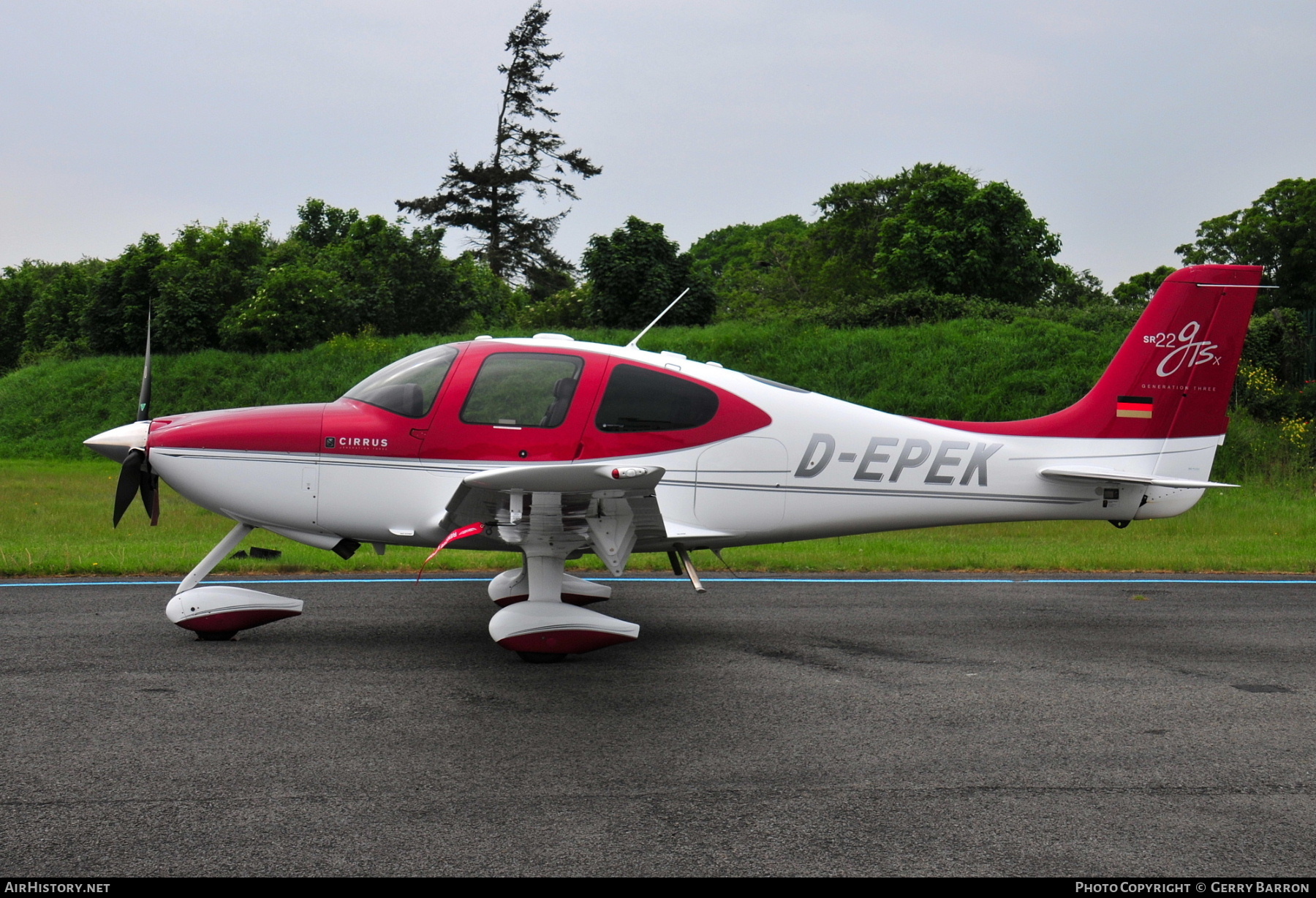 Aircraft Photo of D-EPEK | Cirrus SR-22 G3-GTSX | AirHistory.net #688784