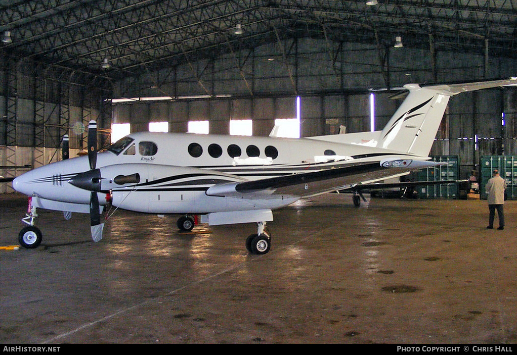 Aircraft Photo of N820DL | Raytheon B200 King Air | AirHistory.net #688845