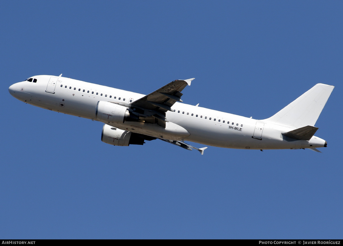 Aircraft Photo of 9H-MLE | Airbus A320-214 | AirHistory.net #688885
