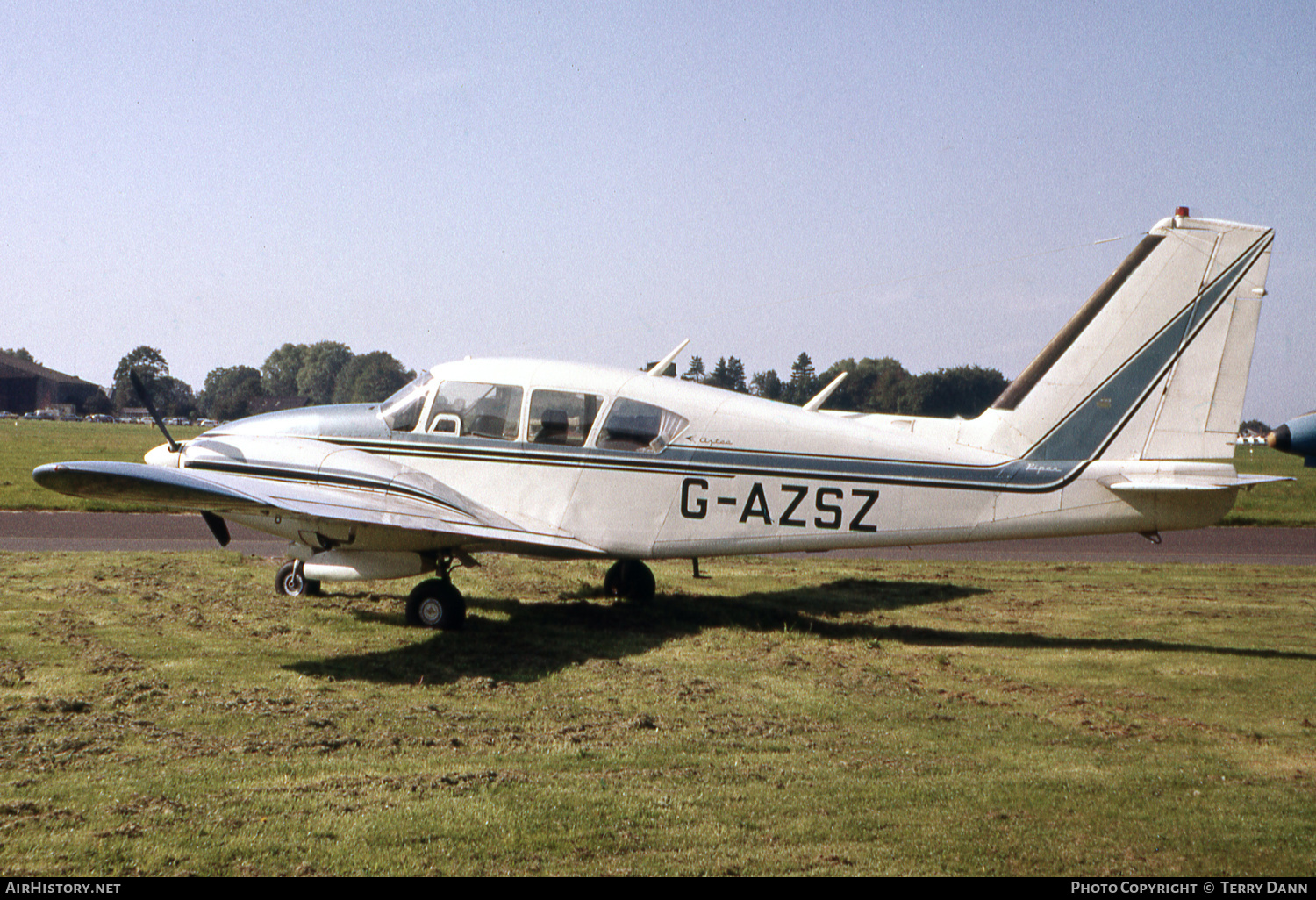 Aircraft Photo of G-AZSZ | Piper PA-23-250 Aztec D | AirHistory.net #688886