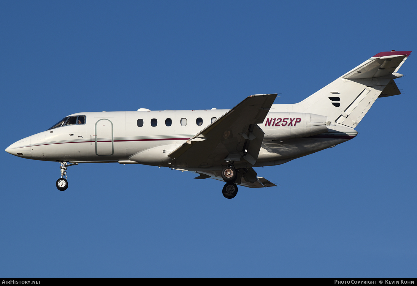 Aircraft Photo of N125XP | Raytheon Hawker 800XP | AirHistory.net #688896