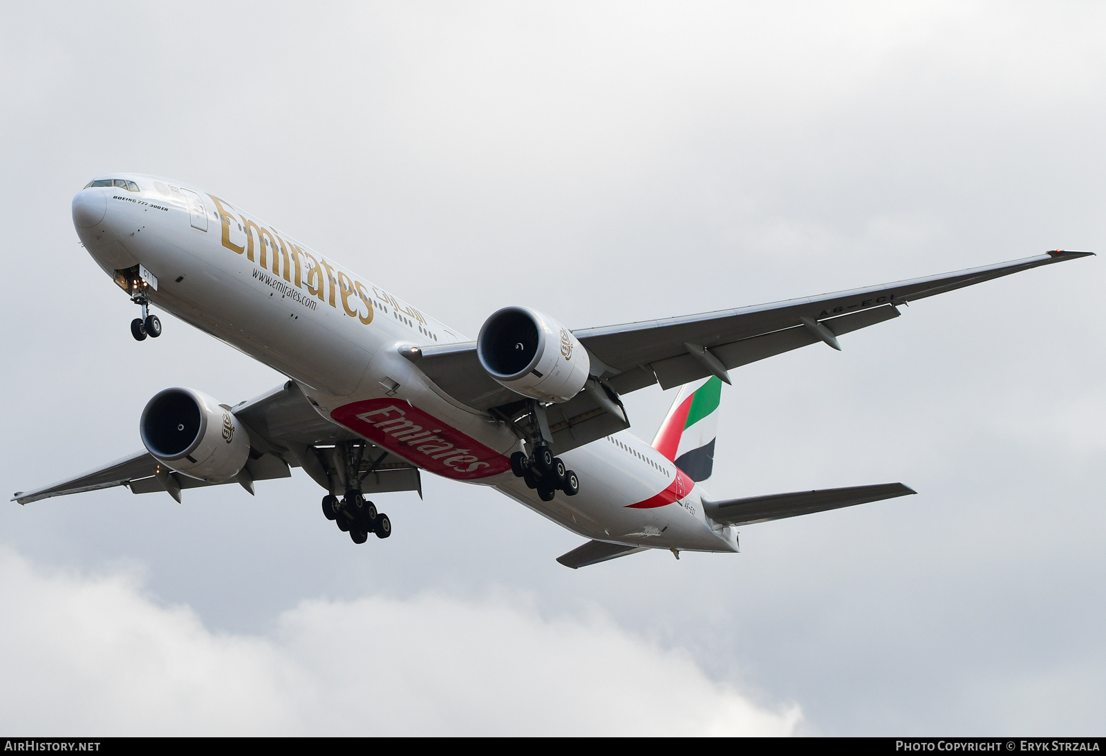 Aircraft Photo of A6-ECI | Boeing 777-31H/ER | Emirates | AirHistory.net #689015