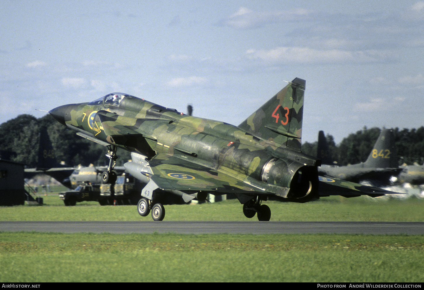 Aircraft Photo of 37043 | Saab AJS37 Viggen | Sweden - Air Force | AirHistory.net #689066