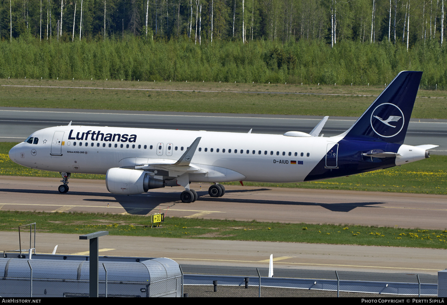 Aircraft Photo of D-AIUD | Airbus A320-214 | Lufthansa | AirHistory.net #689119