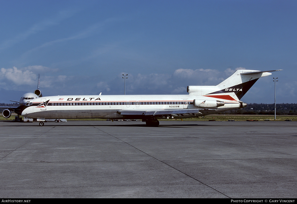 Aircraft Photo of N2809W | Boeing 727-247 | Delta Air Lines | AirHistory.net #689185