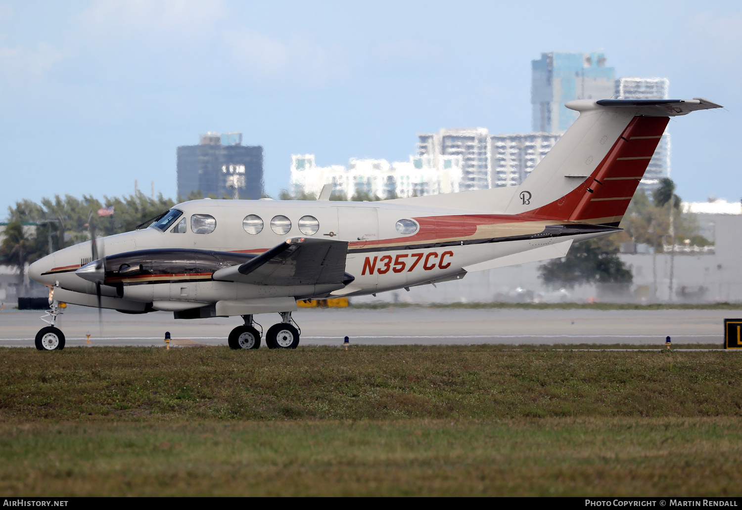 Aircraft Photo of N357CC | Beech F90 King Air | AirHistory.net #689228