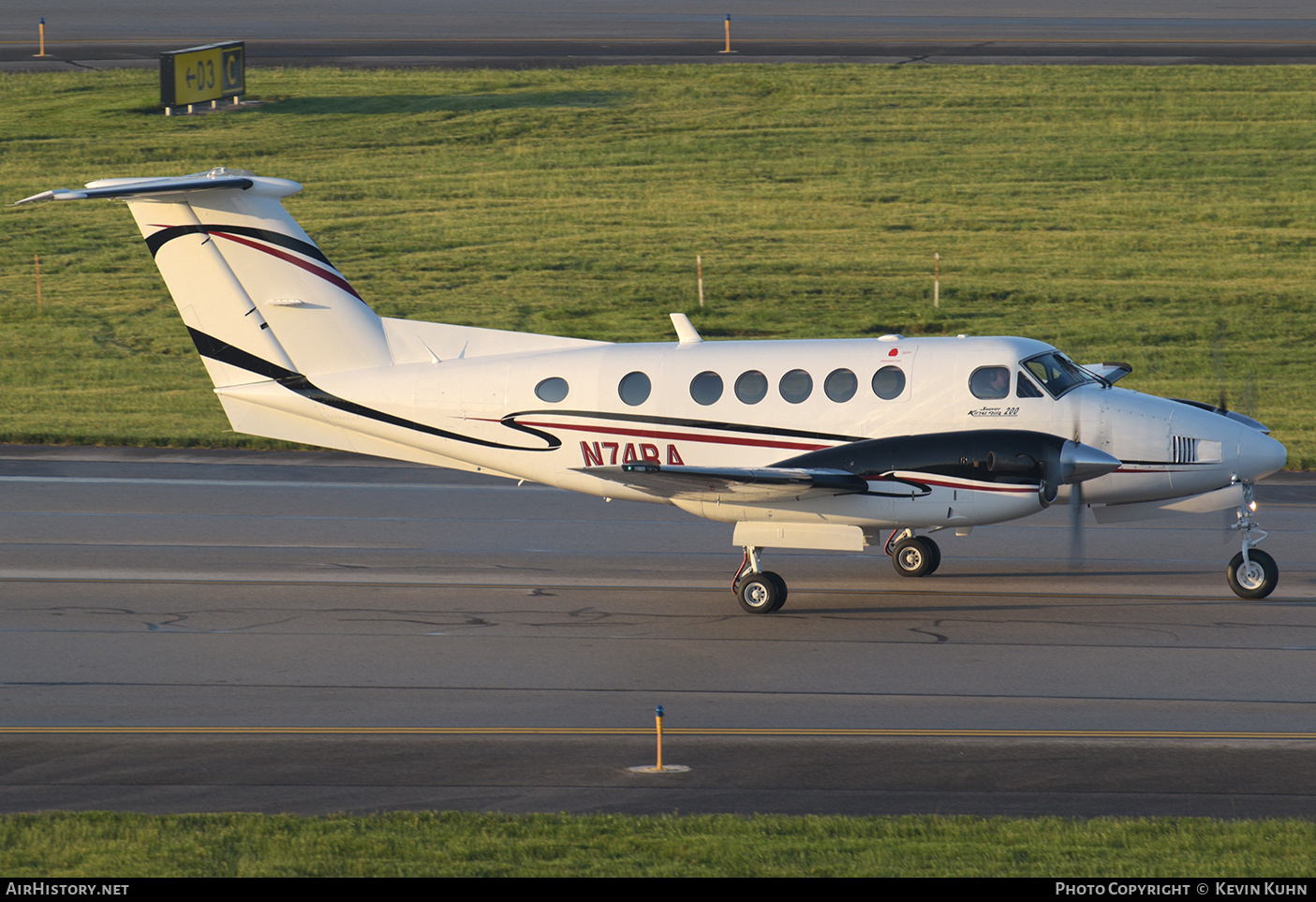 Aircraft Photo of N74RA | Raytheon B200 King Air | AirHistory.net #689318