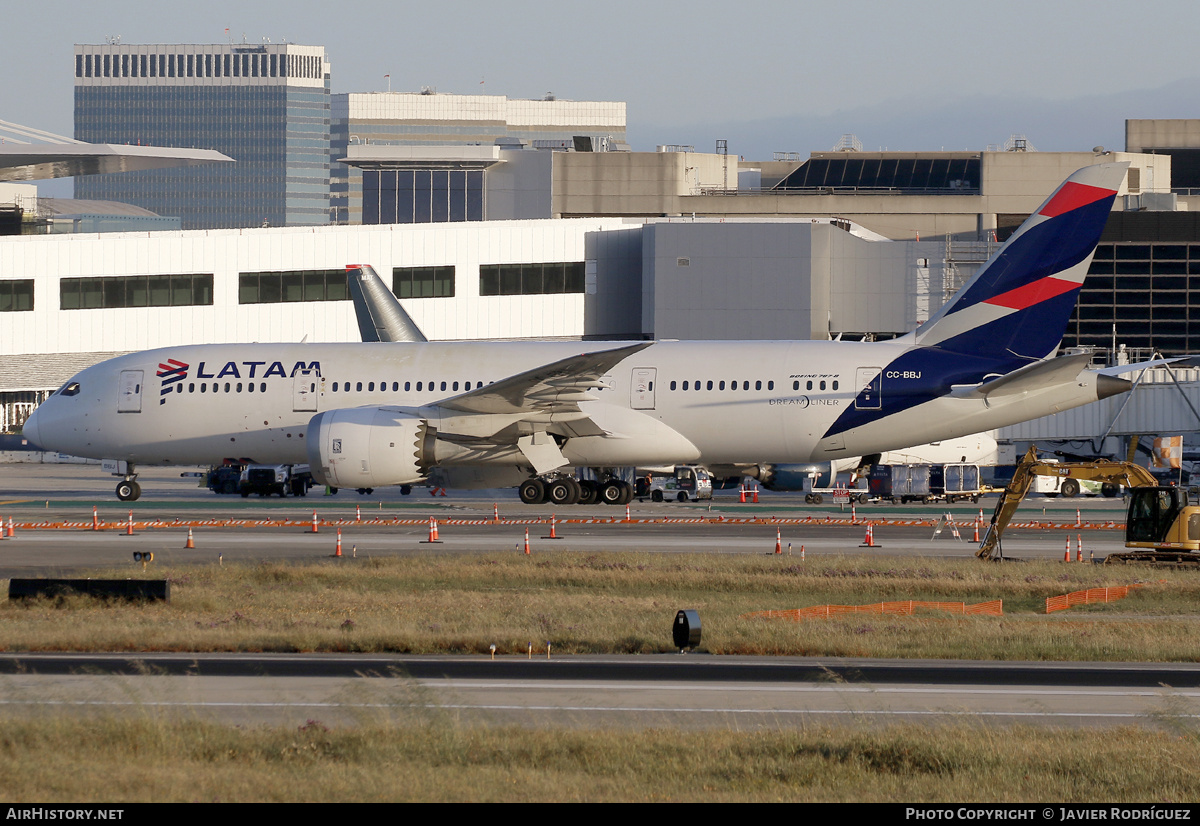 Aircraft Photo of CC-BBJ | Boeing 787-8 Dreamliner | LATAM Airlines | AirHistory.net #689331