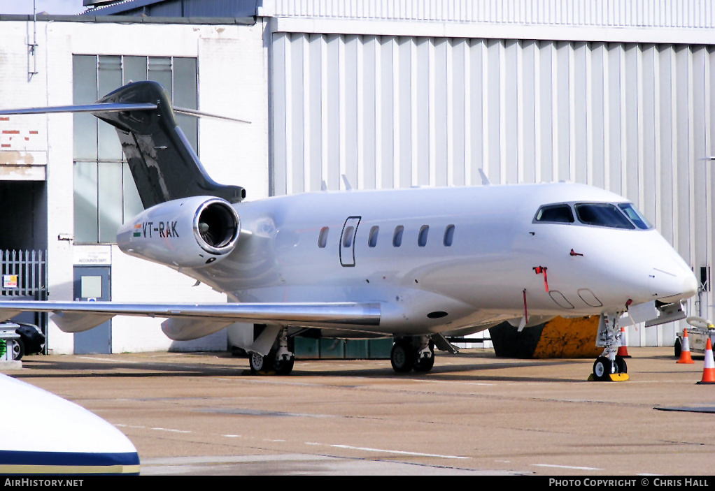 Aircraft Photo of VT-RAK | Bombardier Challenger 300 (BD-100-1A10) | AirHistory.net #689444