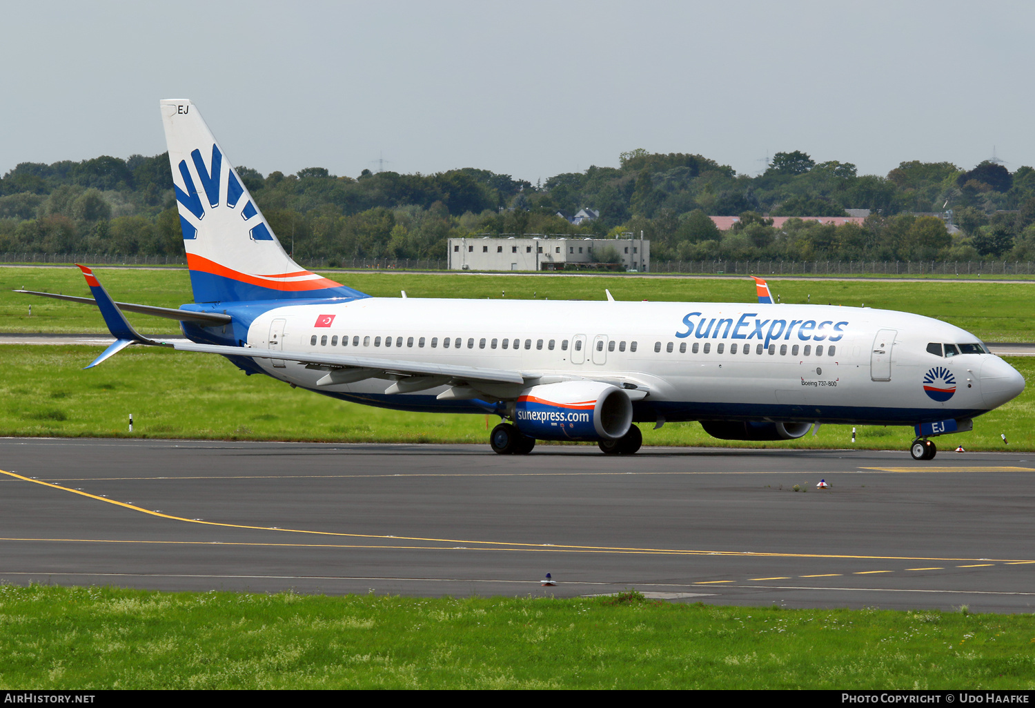 Aircraft Photo of TC-SEJ | Boeing 737-8HC | SunExpress | AirHistory.net #689587