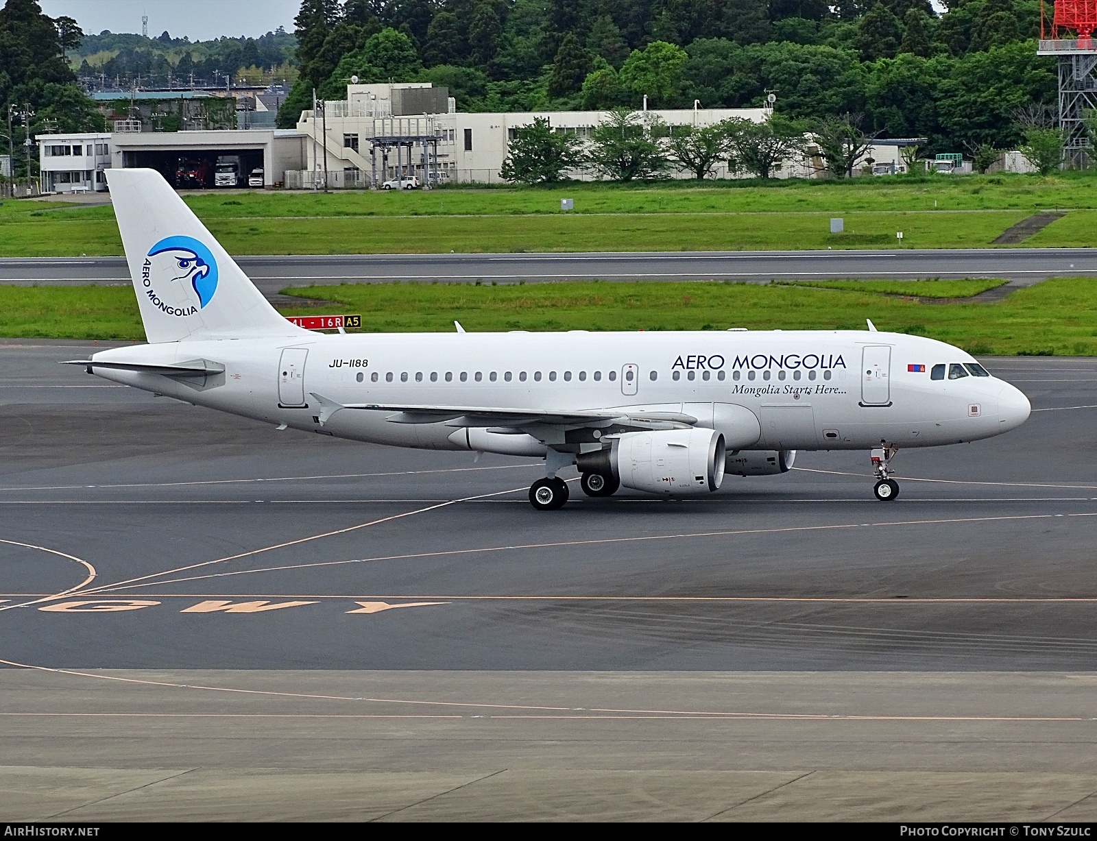 Aircraft Photo of JU-1188 | Airbus A319-111LR | Aero Mongolia | AirHistory.net #689595