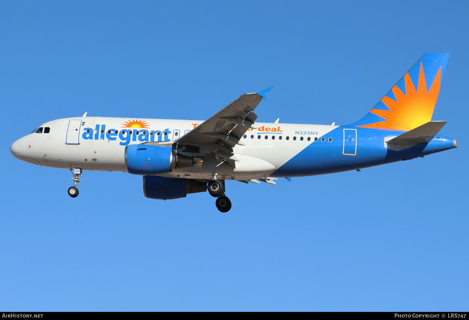 Aircraft Photo of N325NV | Airbus A319-112 | Allegiant Air | AirHistory.net #689598