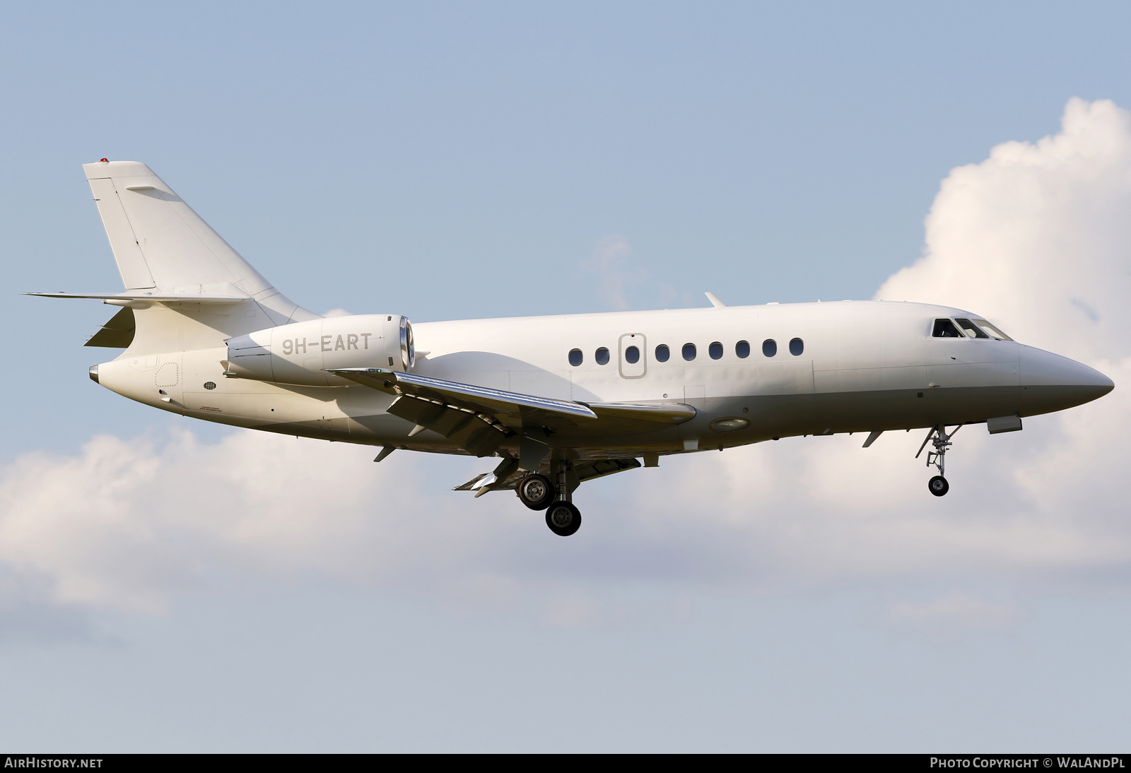 Aircraft Photo of 9H-EART | Dassault Falcon 2000 | AirHistory.net #689706