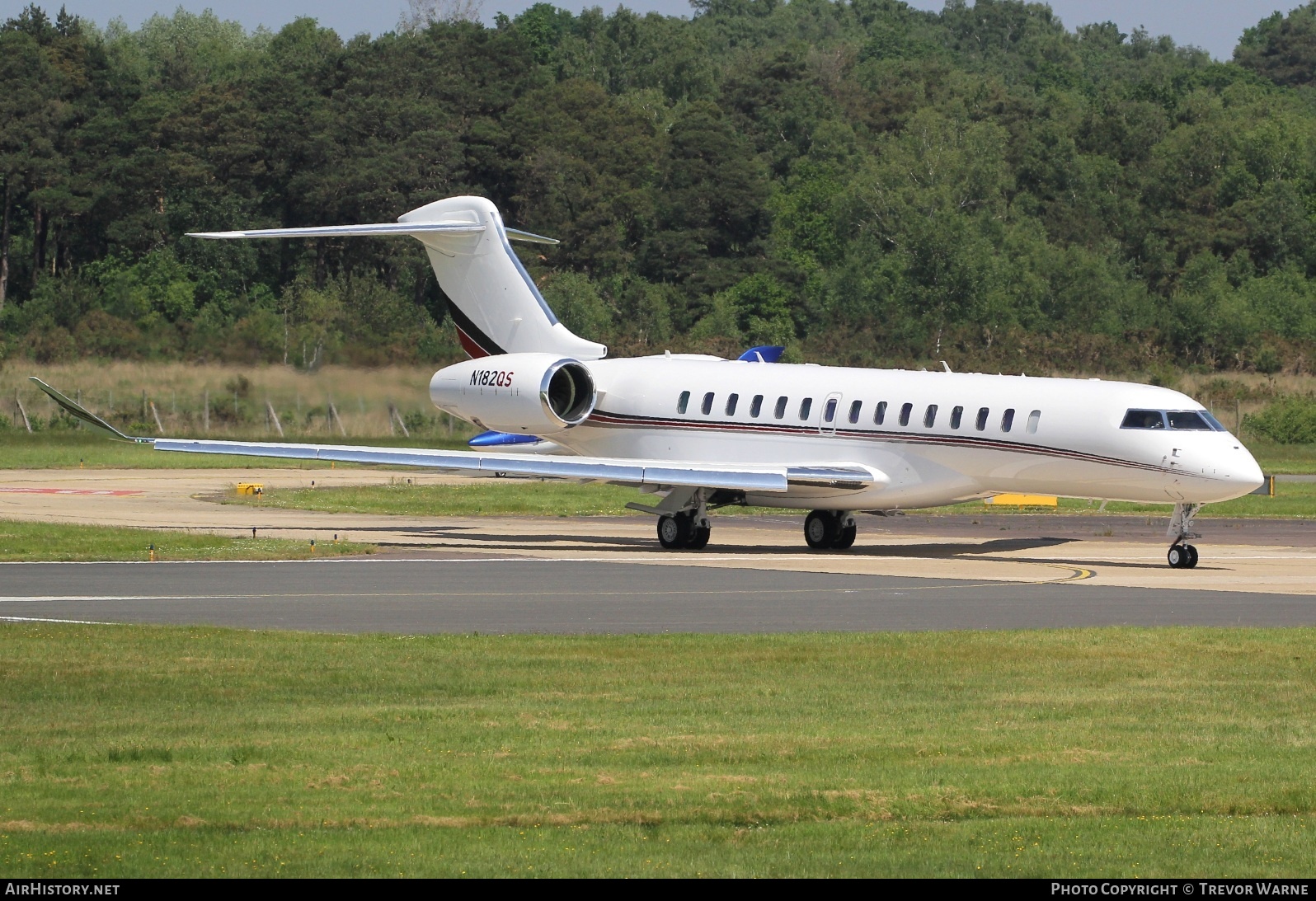 Aircraft Photo of N182QS | Bombardier Global 7500 (BD-700-2A12) | AirHistory.net #689913