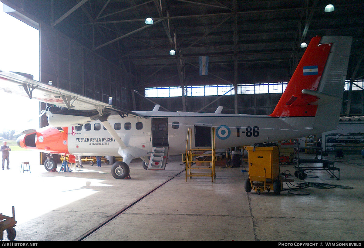 Aircraft Photo of T-86 | De Havilland Canada DHC-6-200 Twin Otter | Argentina - Air Force | AirHistory.net #689938