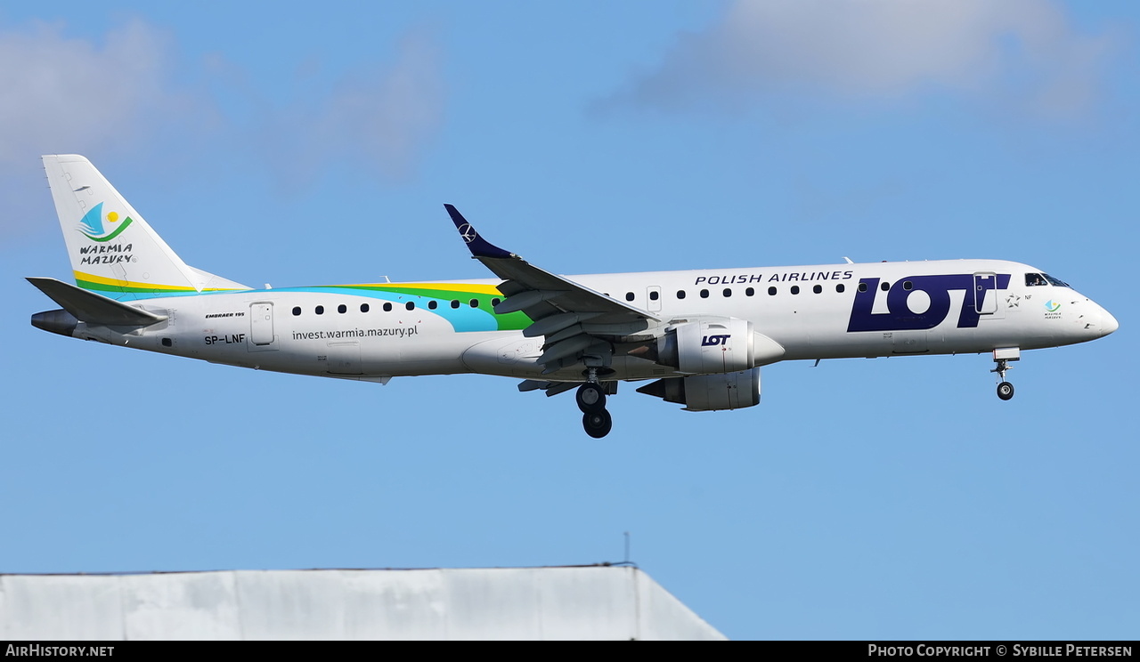 Aircraft Photo of SP-LNF | Embraer 195LR (ERJ-190-200LR) | LOT Polish Airlines - Polskie Linie Lotnicze | AirHistory.net #689944