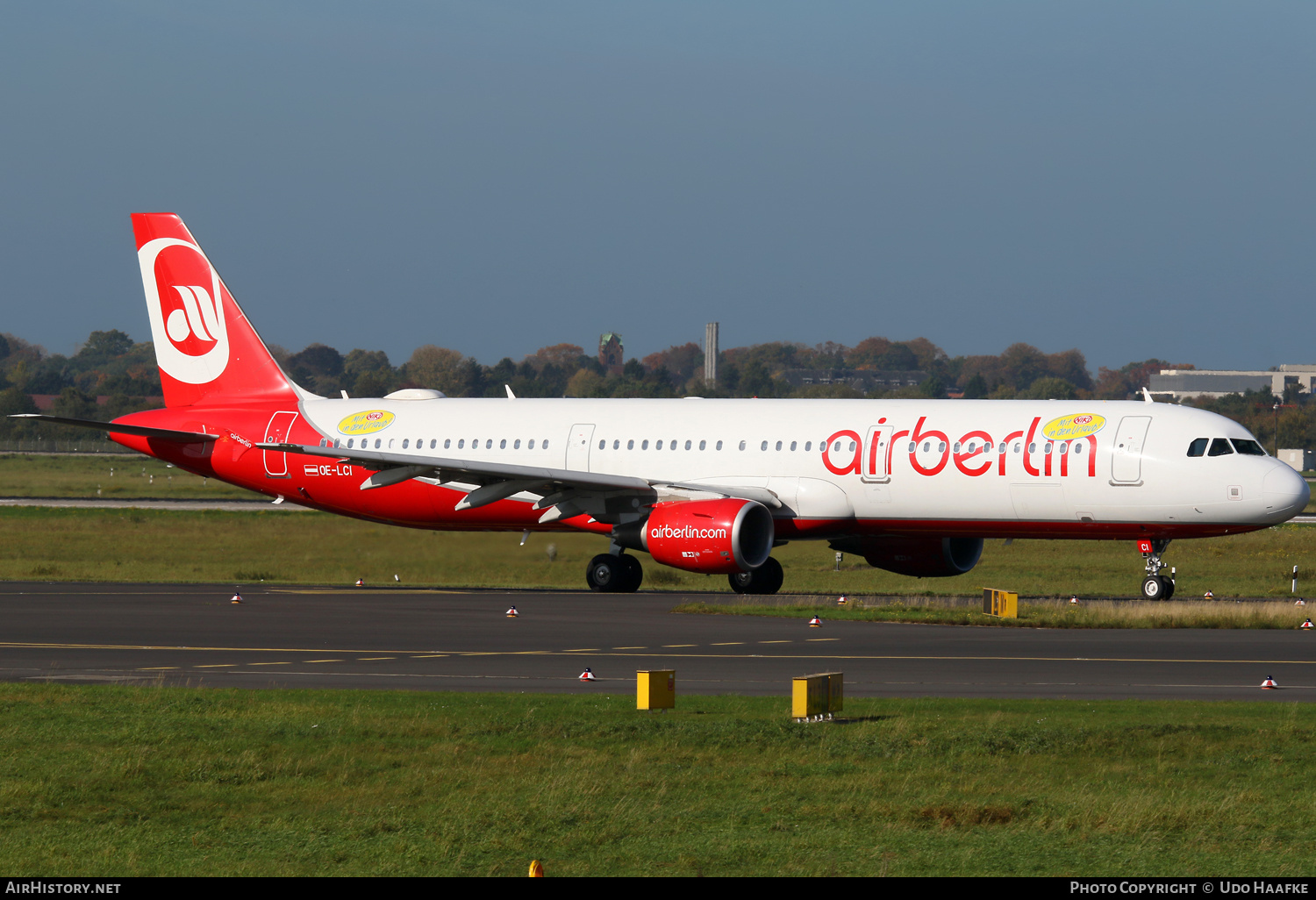 Aircraft Photo of OE-LCI | Airbus A321-211 | Air Berlin | AirHistory.net #690063