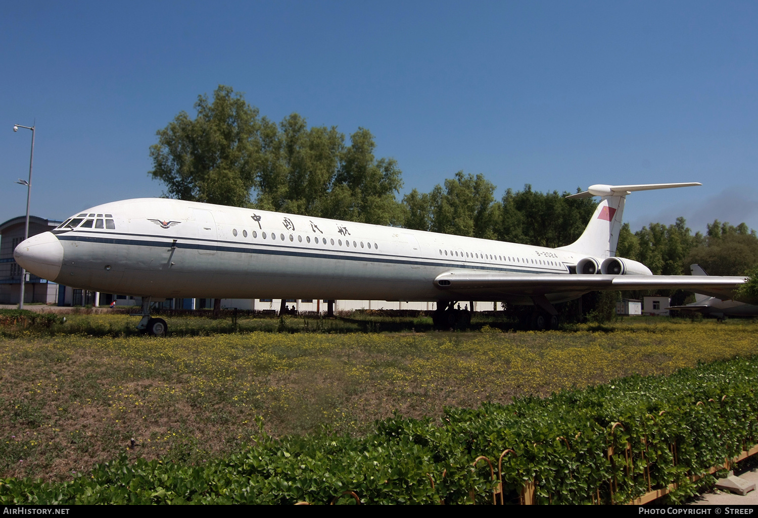 Aircraft Photo of B-2024 | Ilyushin Il-62 | CAAC - Civil Aviation Administration of China | AirHistory.net #690094