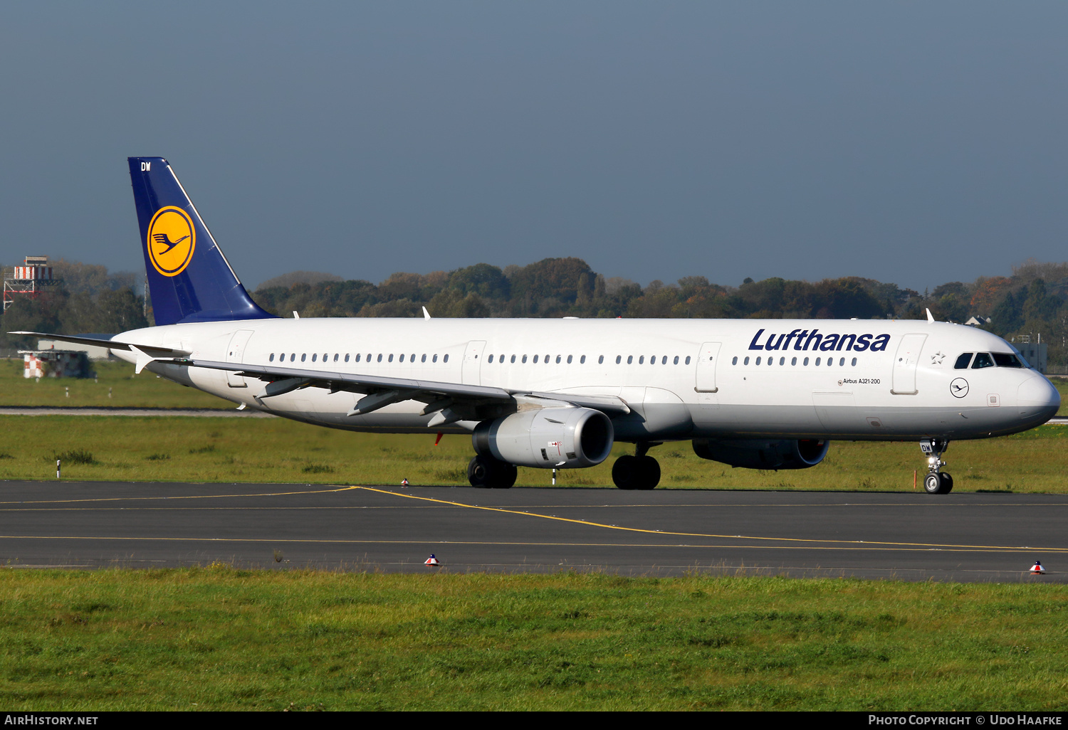 Aircraft Photo of D-AIDW | Airbus A321-231 | Lufthansa | AirHistory.net #690104