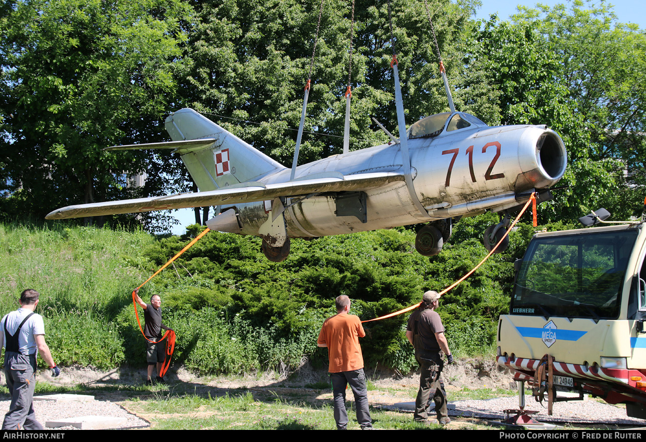Aircraft Photo of 712 | PZL-Mielec Lim-1 (MiG-15) | Poland - Air Force | AirHistory.net #690156