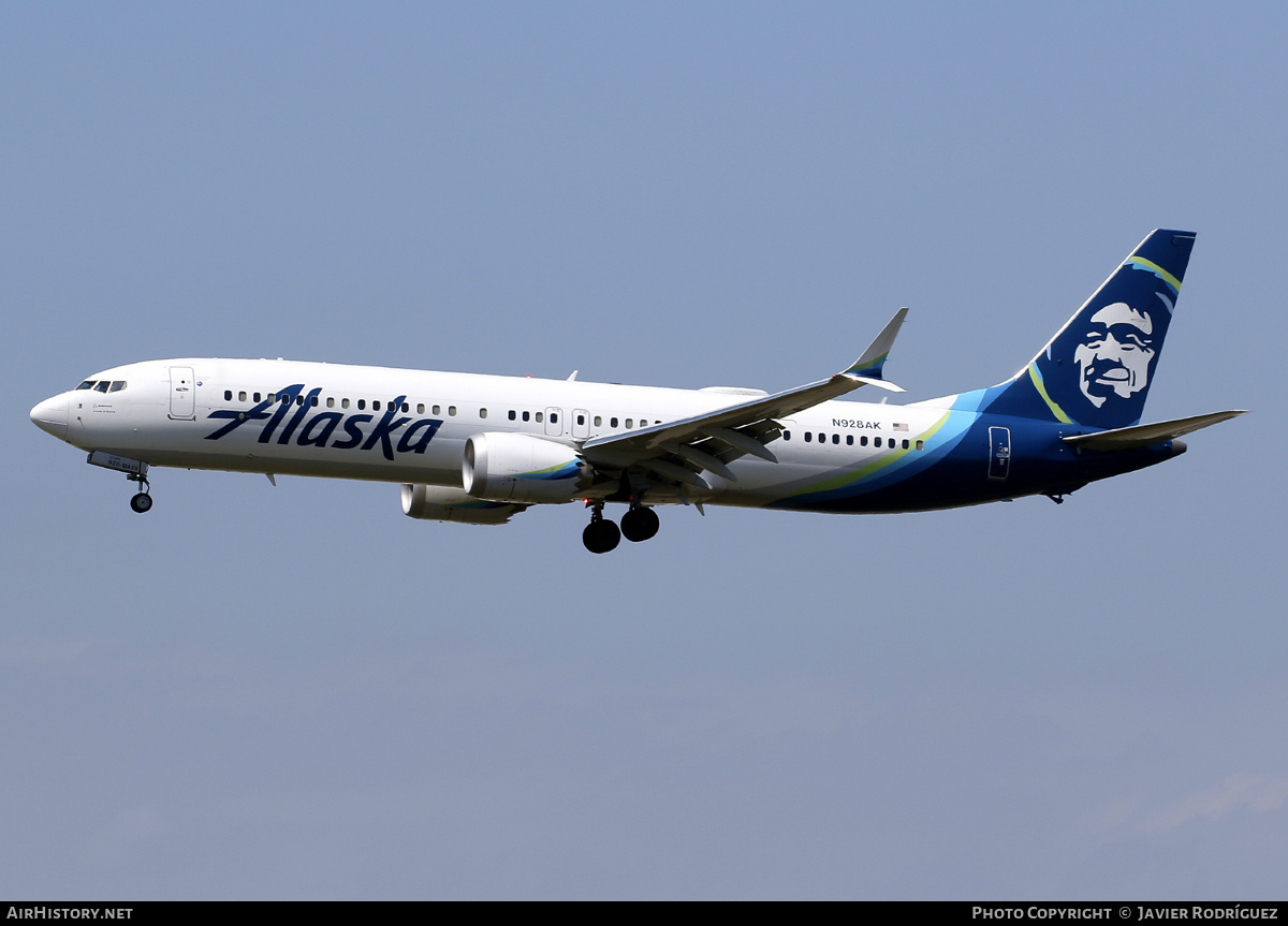 Aircraft Photo of N928AK | Boeing 737-9 Max 9 | Alaska Airlines | AirHistory.net #690169