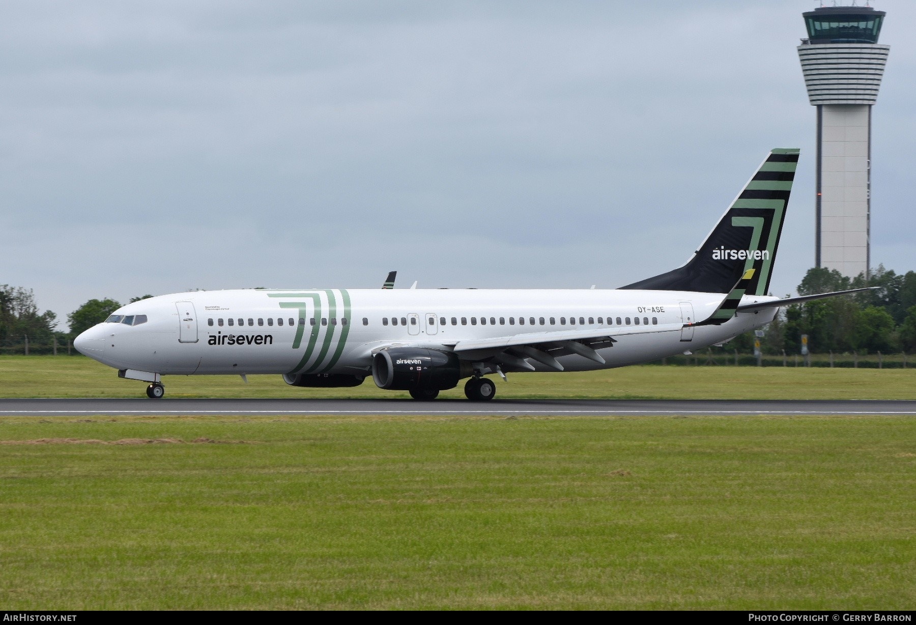 Aircraft Photo of OY-ASE | Boeing 737-8FH | Airseven | AirHistory.net #690194