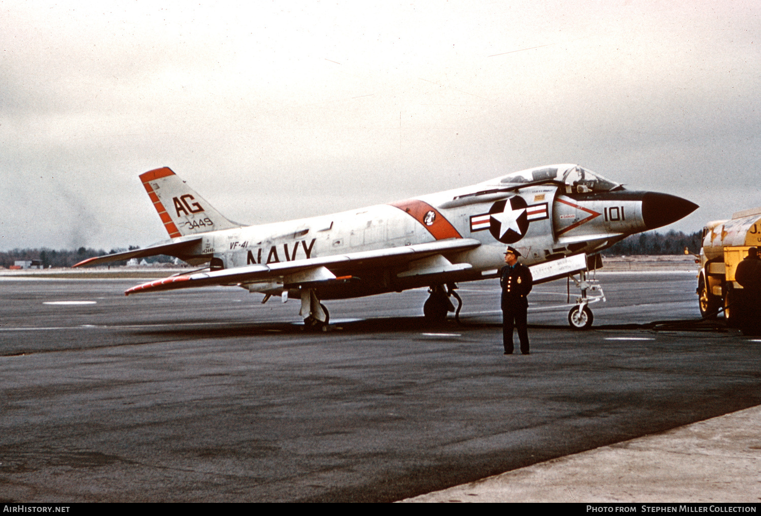 Aircraft Photo of 143449 / 3449 | McDonnell F3H-2 Demon | USA - Navy | AirHistory.net #690203